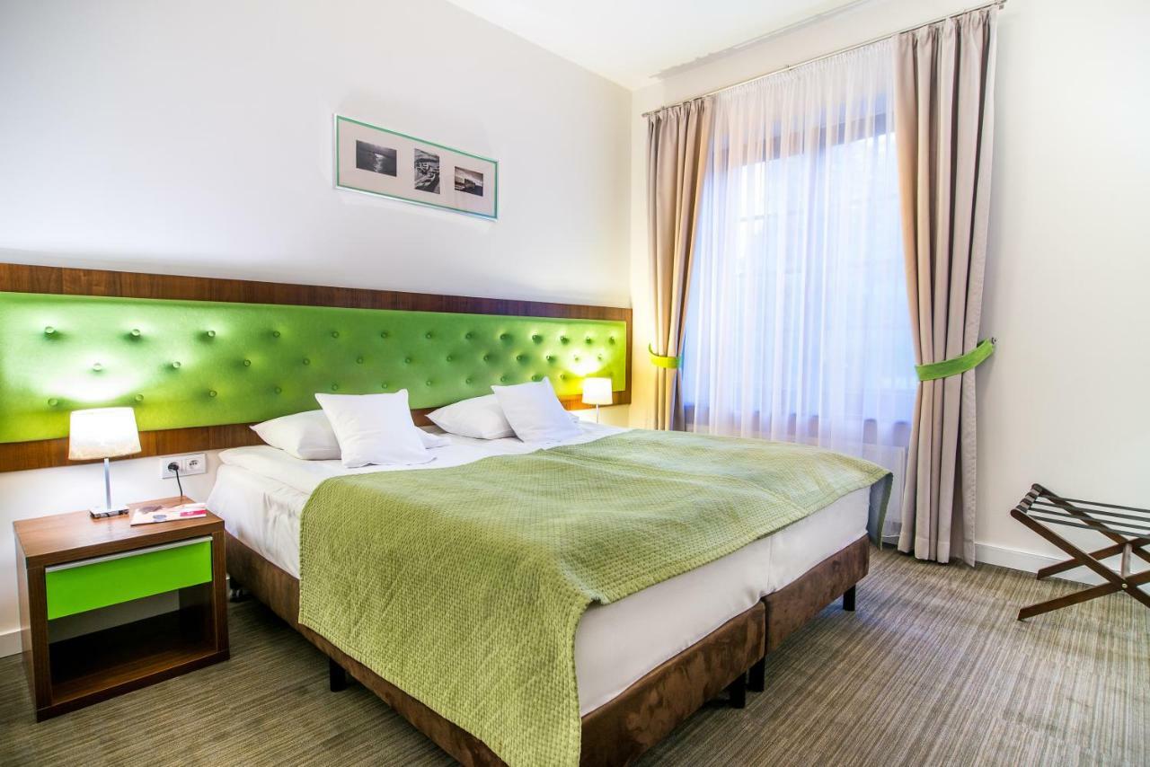 Hotel Kazimierzowka คาชิเมียร์ซ ดอลนี ภายนอก รูปภาพ